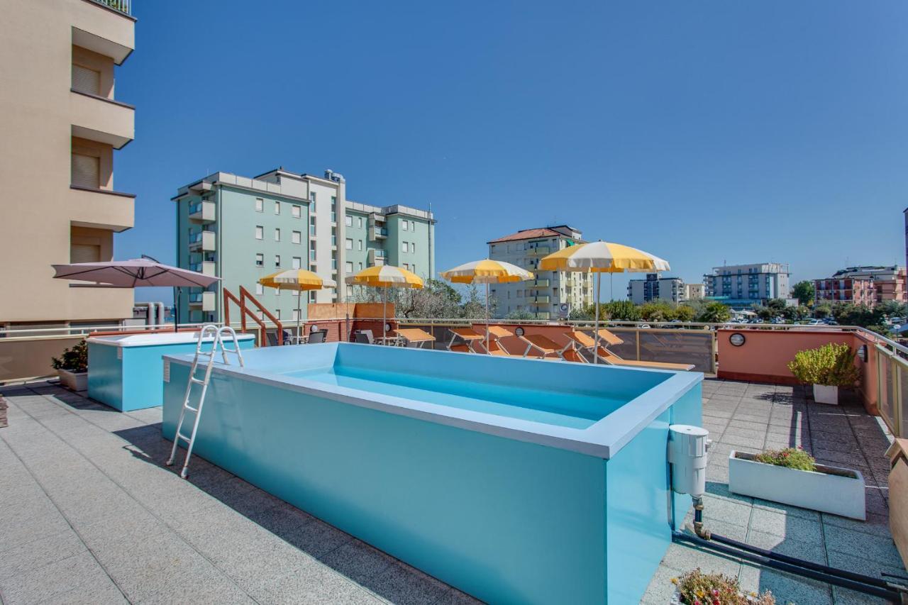 Hotel Joli Cesenatico Exterior foto