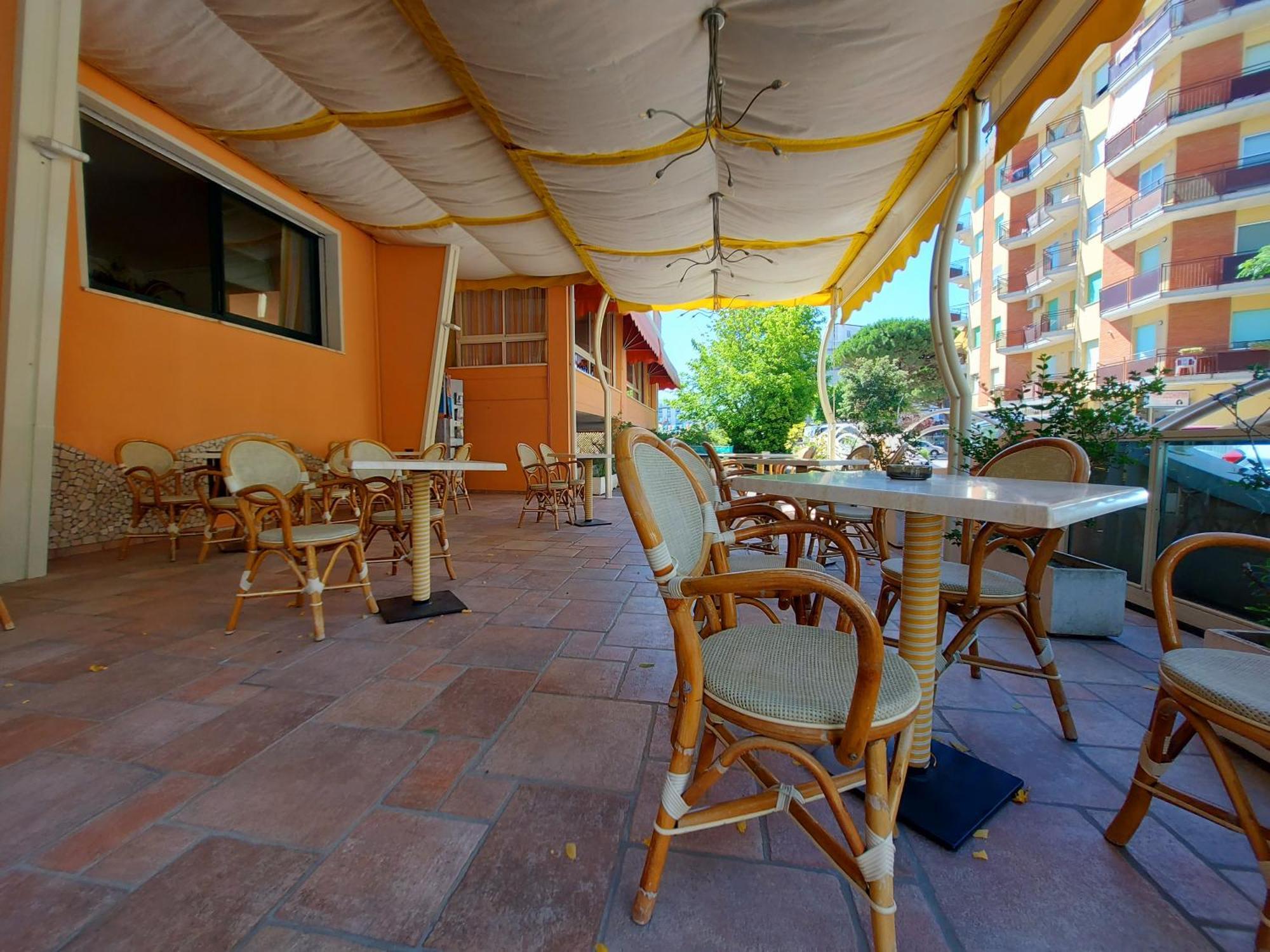 Hotel Joli Cesenatico Exterior foto